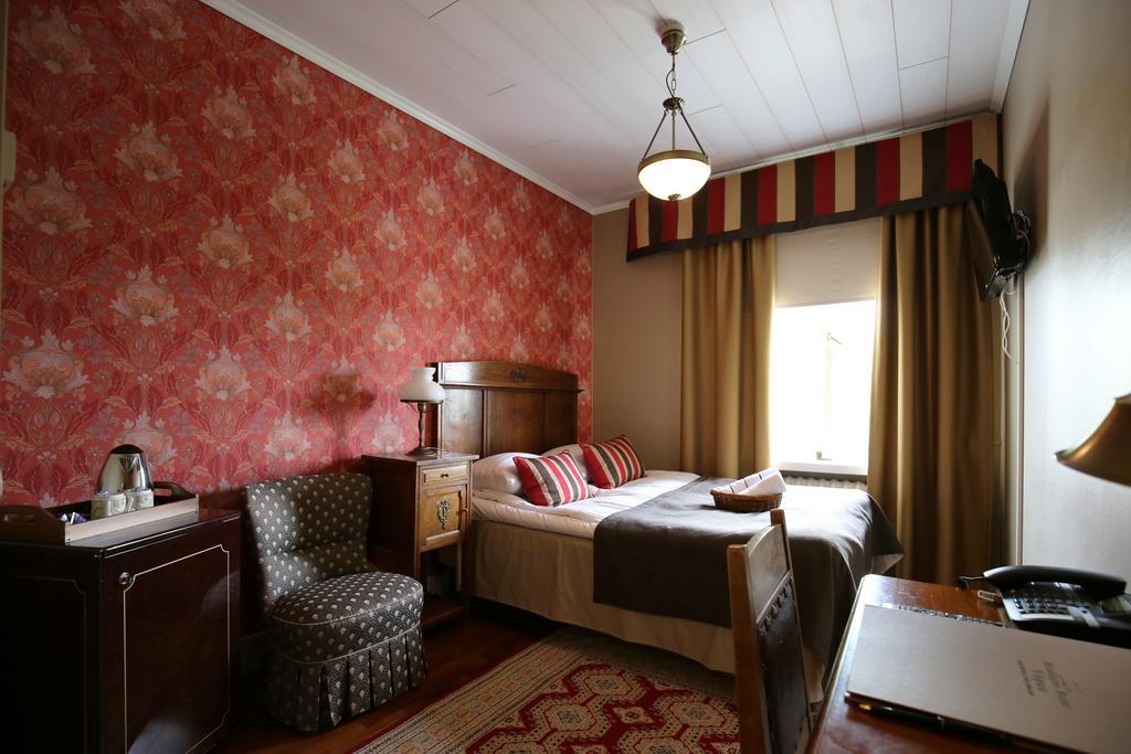 Boutique Hotel Yoepuu Jyväskylä Esterno foto