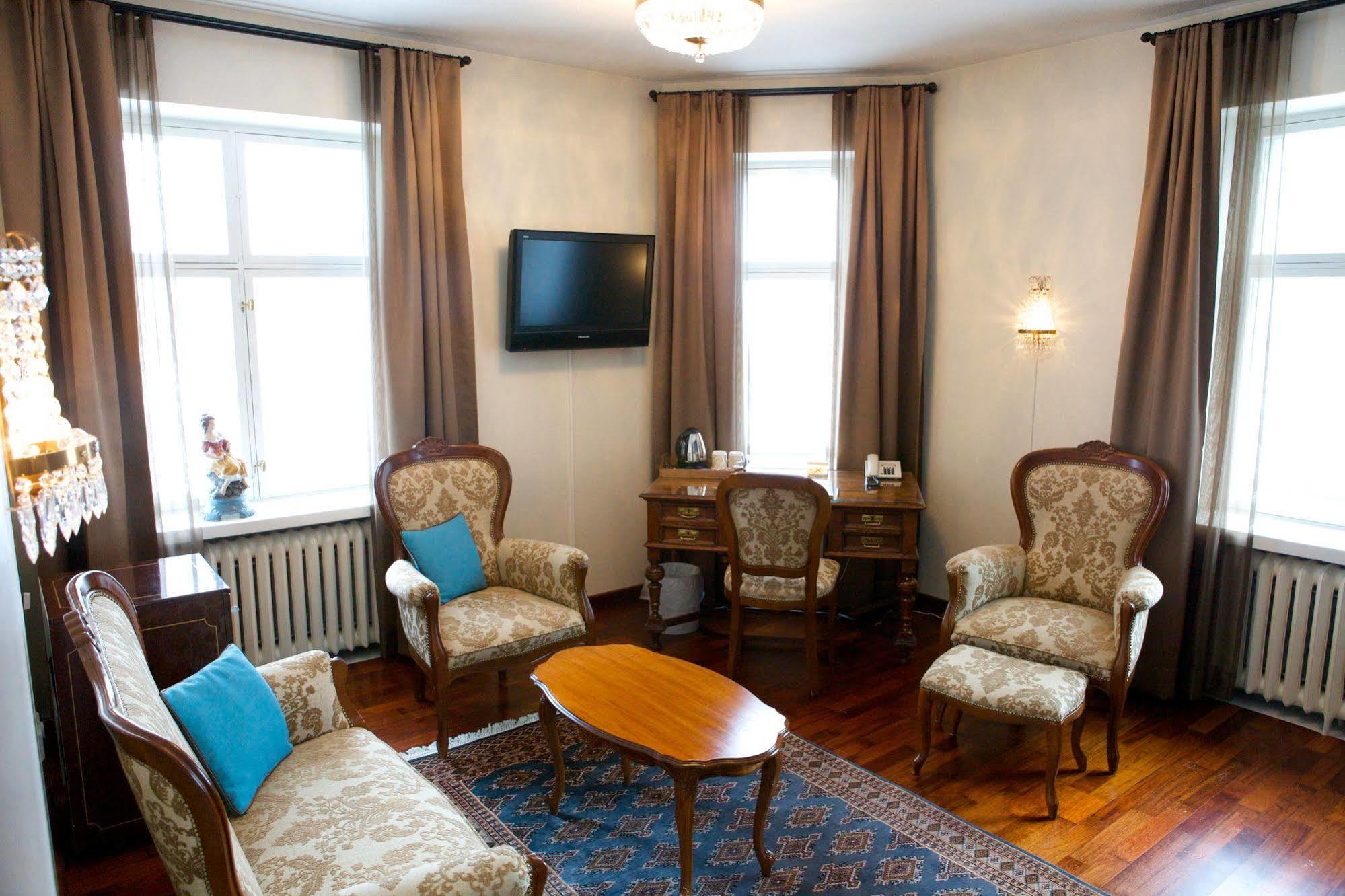 Boutique Hotel Yoepuu Jyväskylä Esterno foto