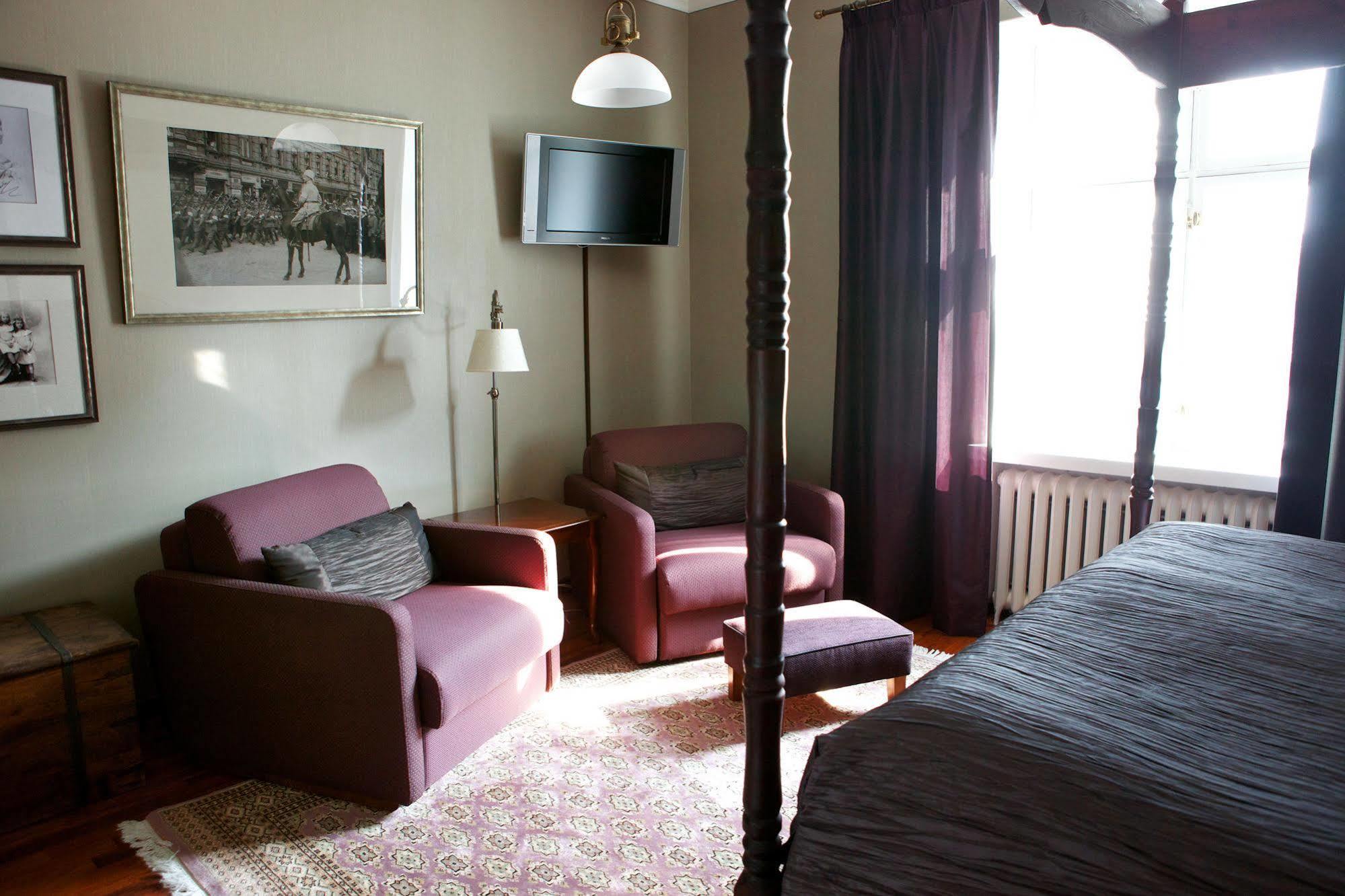 Boutique Hotel Yoepuu Jyväskylä Esterno foto