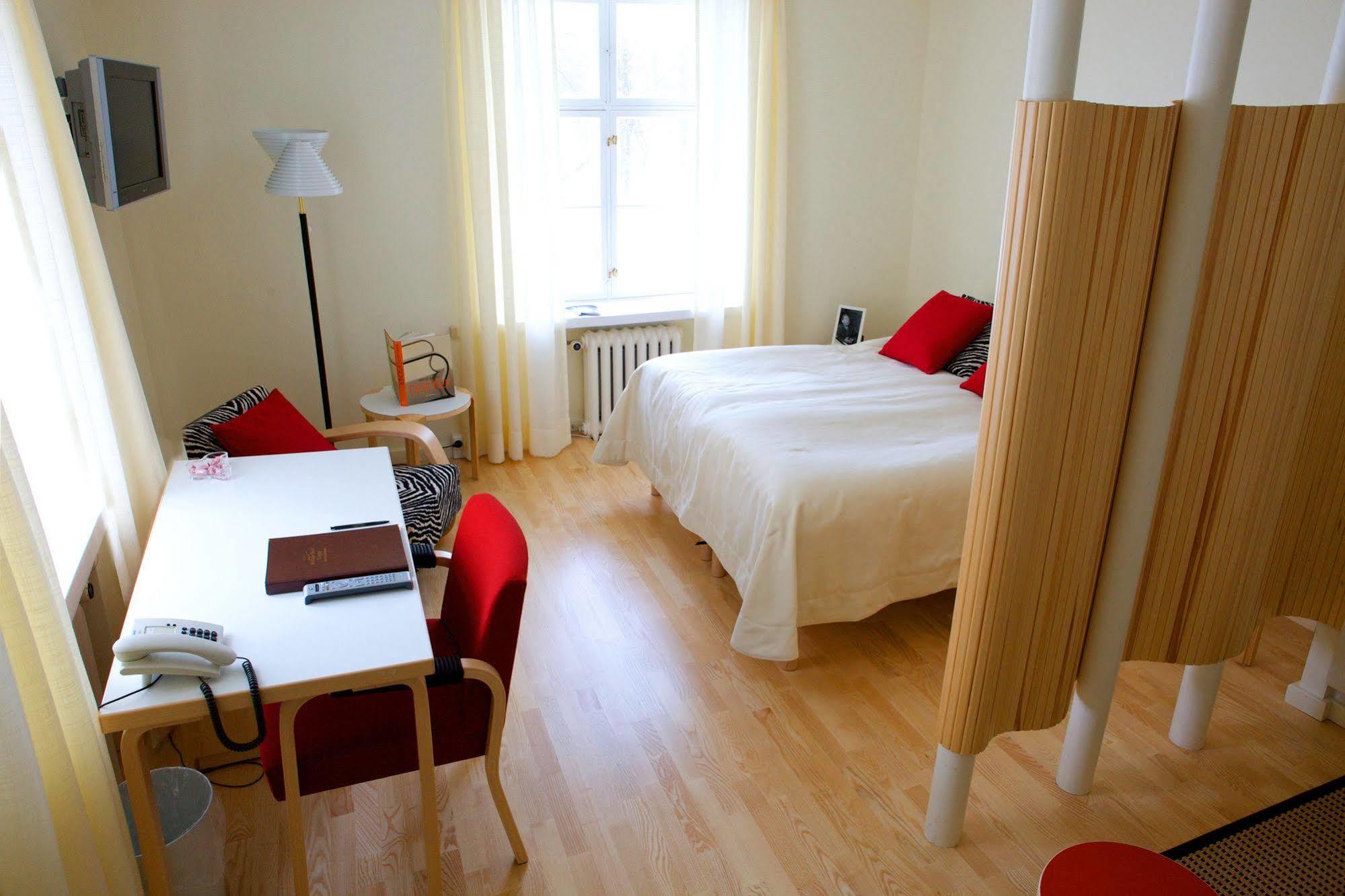 Boutique Hotel Yoepuu Jyväskylä Esterno foto